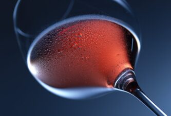 Crveno vino i sir čuvaju mozak od demencije